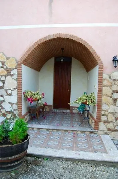 Villa Brezza Marina Ali Terme 0*, Scaletta Zanclea
